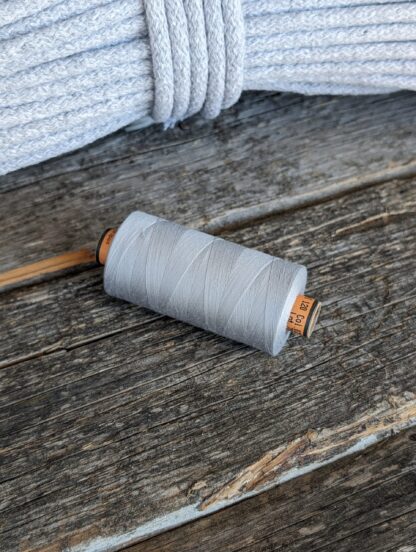 Sewing thread (150) as Granite